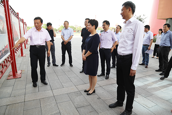 2020年6月3日，時任淮安市委書記、現任廣西壯族自治區黨委常委、自治區人民政府副主席蔡麗新在今世緣酒業調研重大項目建設以及經濟網格化開展情況。